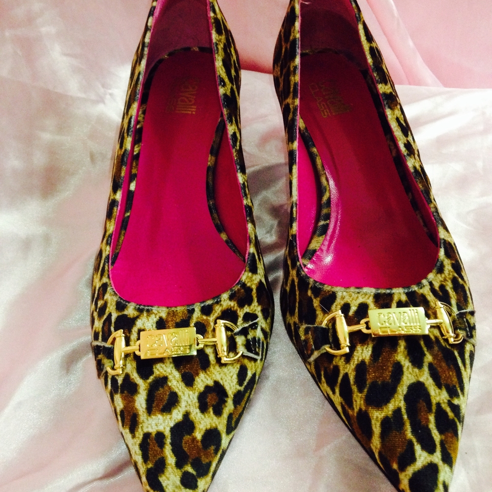Leopard Print Women's Shoes with Gold Accents